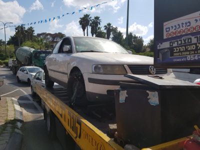 תמונות של רכבים לפירוק